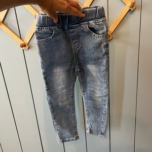 Little Bipsy size 2-3 EUC jeans